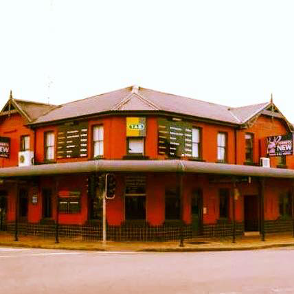 Town Hall Hotel - Sydneys Hotel 1