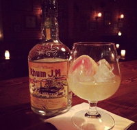 Sneaky Tony's - Sydneys Hotel