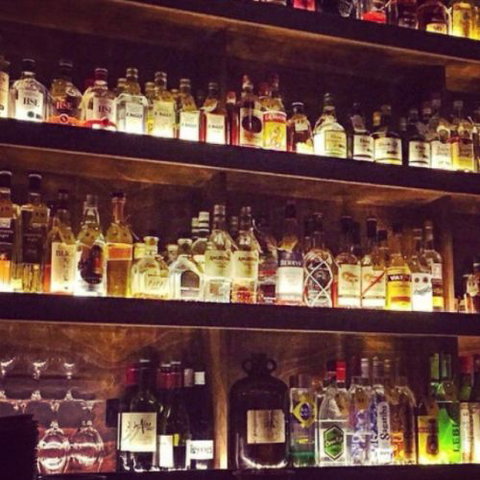 Sneaky Tony's - Sydneys Hotel 4