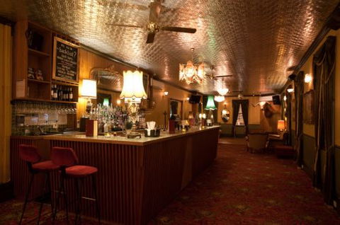 Back Bar Cocktail Lounge & Function Venue - Sydneys Hotel 1