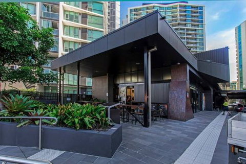 Workshop 14 - Sydneys Hotel 0