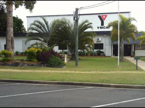 YMCA - Sydneys Hotel 2