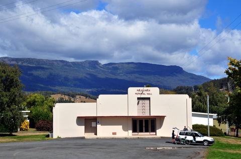 Mole Creek Market - Sydneys Hotel 0