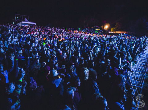 Snowtunes Music Festival - Sydneys Hotel 0