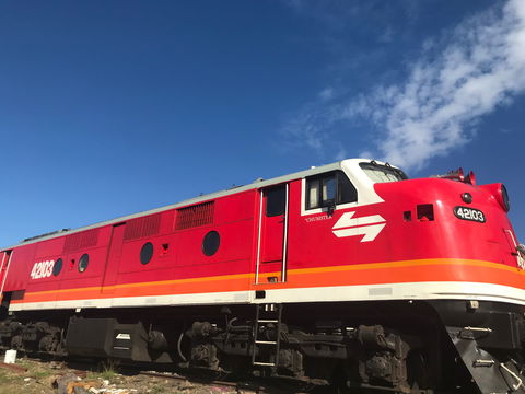 The New Englander Rail Experience - Sydneys Hotel 0