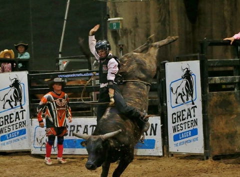 Top Gun And Young Gun Series Round 7 - Sydneys Hotel 1