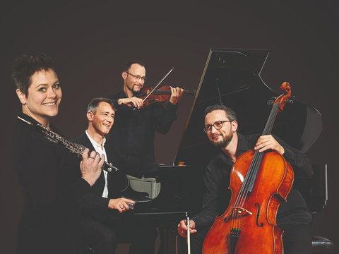 Eggner Trio And Diana Doherty - Sydneys Hotel 0