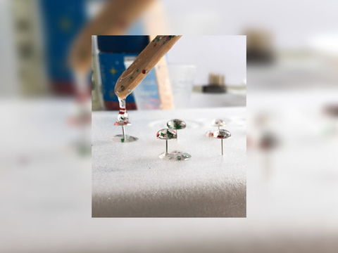 Grab A Glass Of Wine And Learn To Make Resin Earrings! - Sydneys Hotel 0