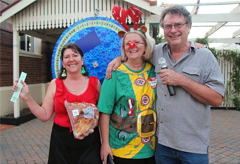 Laidley Christmas Street Festival - Sydneys Hotel 1