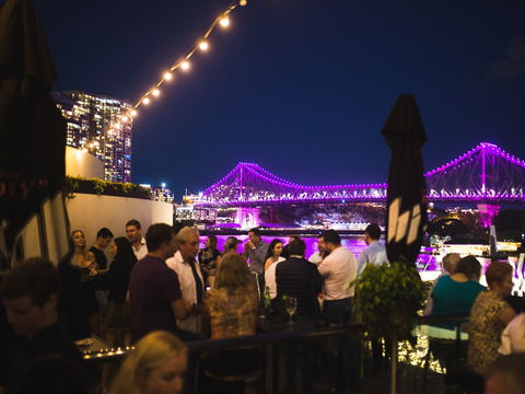 Riverside Live - Sydneys Hotel 2