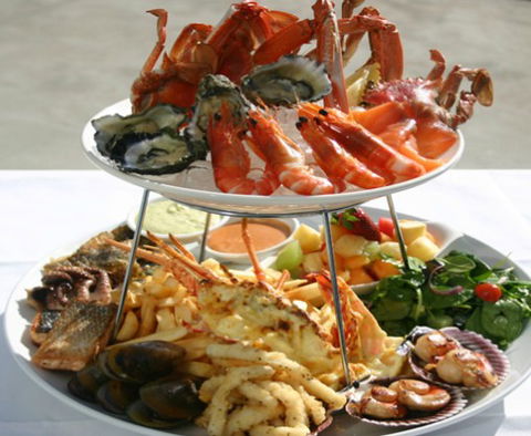 Aquarius Seafood Restaurant - Sydneys Hotel 0