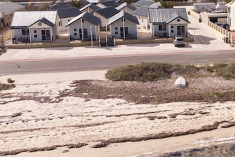 Oceanside Village - Sydneys Hotel 0