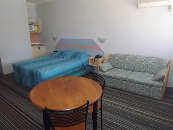 Golden Sands Motor Inn Forster - Sydneys Hotel 3