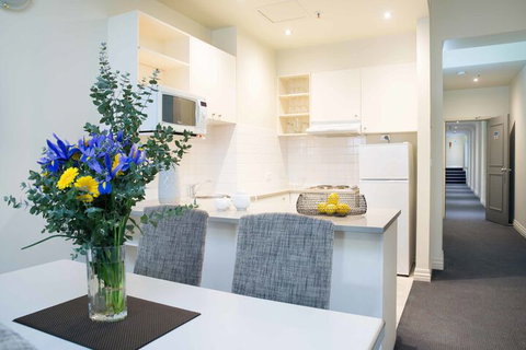 Collins Hotel - Sydneys Hotel 4