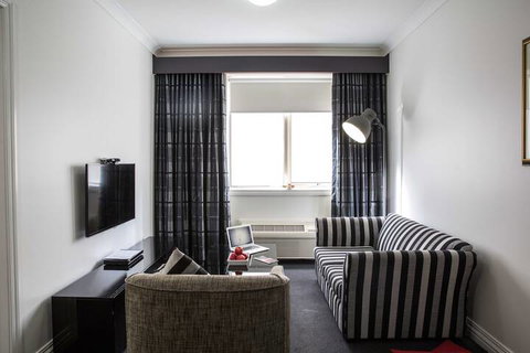Collins Hotel - Sydneys Hotel 3
