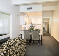 Collins Hotel