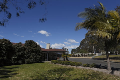 Coachman's Eden - Sydneys Hotel 1