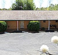 Hilltops Retreat Motor Inn - Sydneys Hotel