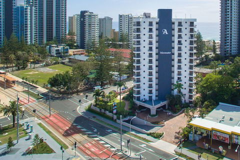 Alexander Holiday Apartments - Sydneys Hotel 3