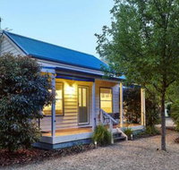 Alpine Valley Cottages - Sydneys Hotel