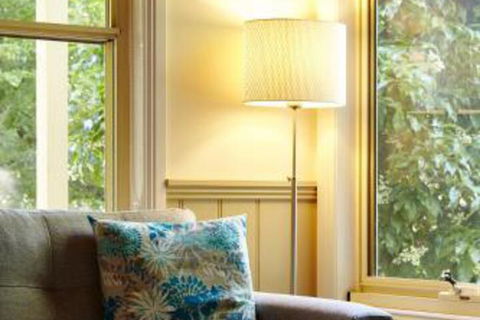 Alpine Valley Cottages - Sydneys Hotel 5