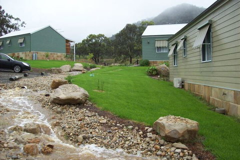 Starline Alpacas Farmstay Resort - Sydneys Hotel 1