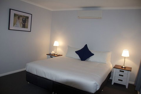Starline Alpacas Farmstay Resort - Sydneys Hotel 6