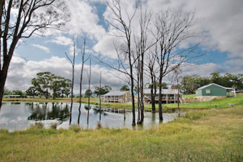 Starline Alpacas Farmstay Resort - Sydneys Hotel 0
