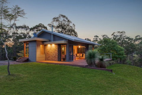 Cedars Mount View - Sydneys Hotel 0