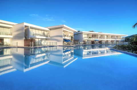 Pool Port Douglas - Sydneys Hotel 0