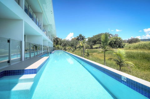 Pool Port Douglas - Sydneys Hotel 5