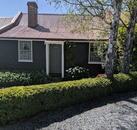 Alice's Cottages - Sydneys Hotel