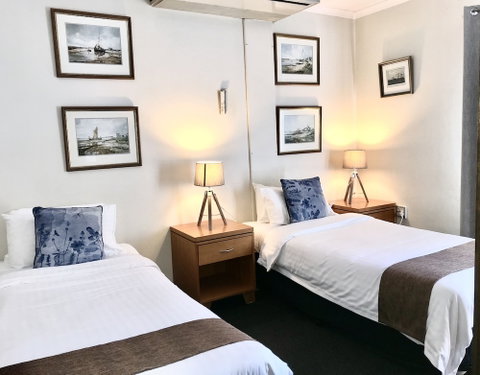 Mariners Court Hotel - Sydneys Hotel 5