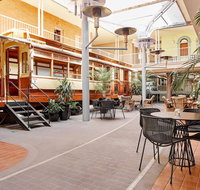 Quality Hotel Dickson - Sydneys Hotel
