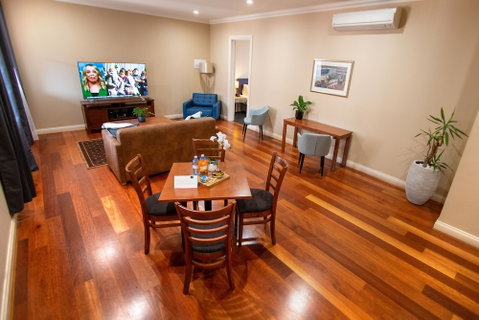 Whyalla Playford Apartments - Sydneys Hotel 6