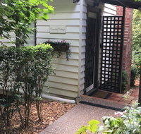 Clarendon Cottages - Sydneys Hotel
