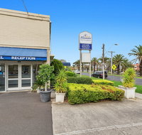 Alexander Motor Inn  Apartments - Sydneys Hotel