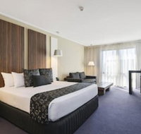 Quality Hotel Taylors Lakes - Sydneys Hotel