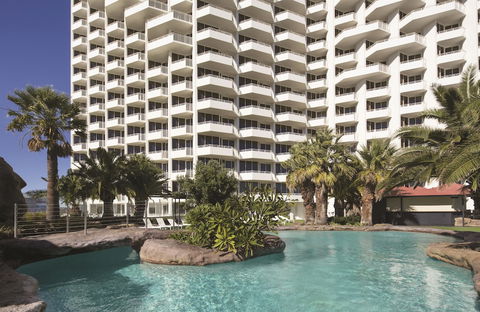 Rendezvous Hotel Perth Scarborough - Sydneys Hotel 3