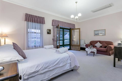 Abbotsford Country House - Sydneys Hotel 5