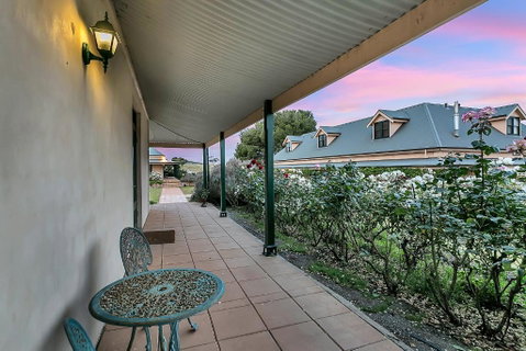 Abbotsford Country House - Sydneys Hotel 3