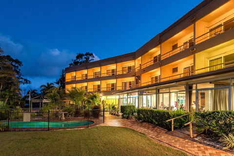Camelot Motel - Sydneys Hotel 0