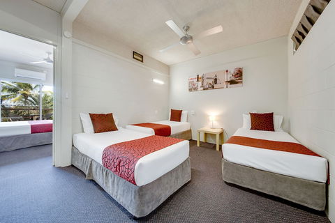 Camelot Motel - Sydneys Hotel 6