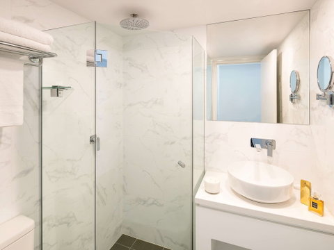 Ibis Sydney World Square - Sydneys Hotel 6