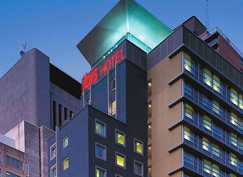 Ibis Sydney World Square - Sydneys Hotel 0
