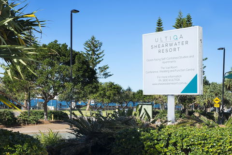 ULTIQA Shearwater Resort - Sydneys Hotel 0