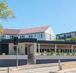 Seabreeze Hotel - Sydneys Hotel