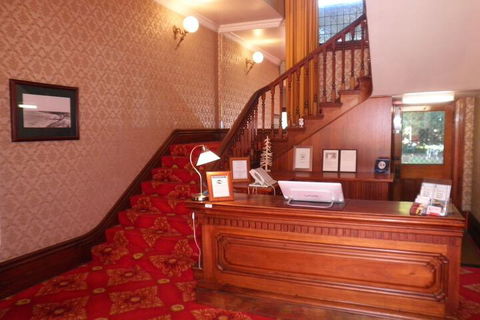 Princes Lodge Motel - Sydneys Hotel 2