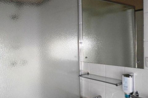 Princes Lodge Motel - Sydneys Hotel 5