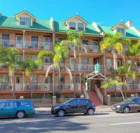 Central Railway Hotel - Sydneys Hotel